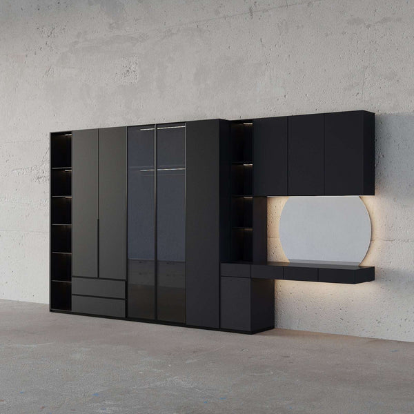 Onyx Closet (Black Matte)